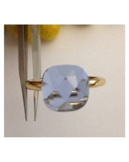 18kt Solid Gold Ring with Light-Blue Topaz gr. 6.44
