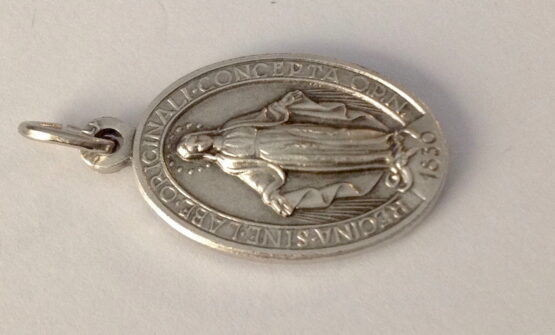 THE MIRACULOUS MEDAL IN BRASS-SILVER PLATED - Image 3