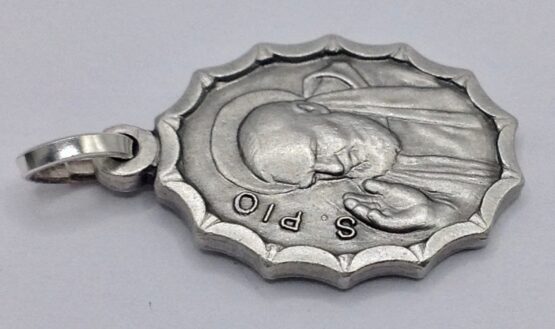 925 STERLING SILVER SAINT PIO OF PIETRELCINA OVAL MEDAL - Image 6